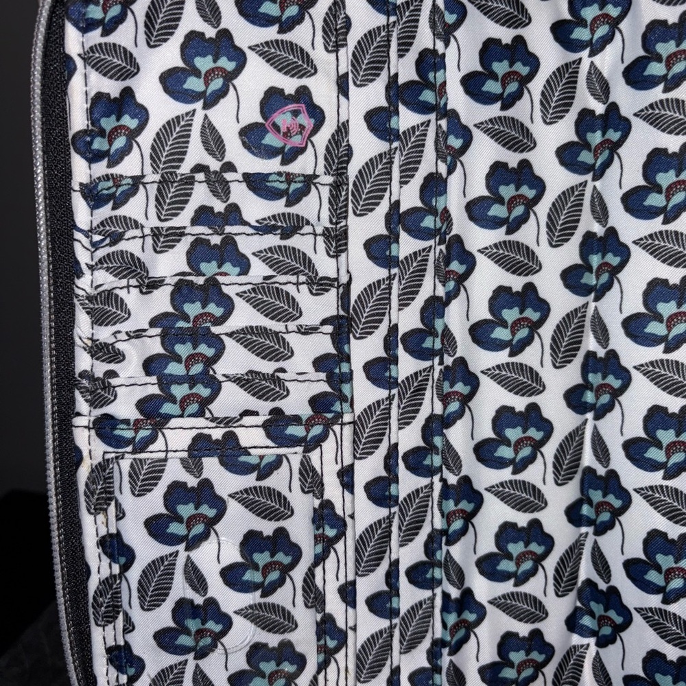 Vera Bradley “On the Go” Wristlet in Bedford Plaid - Picture 5 of 8